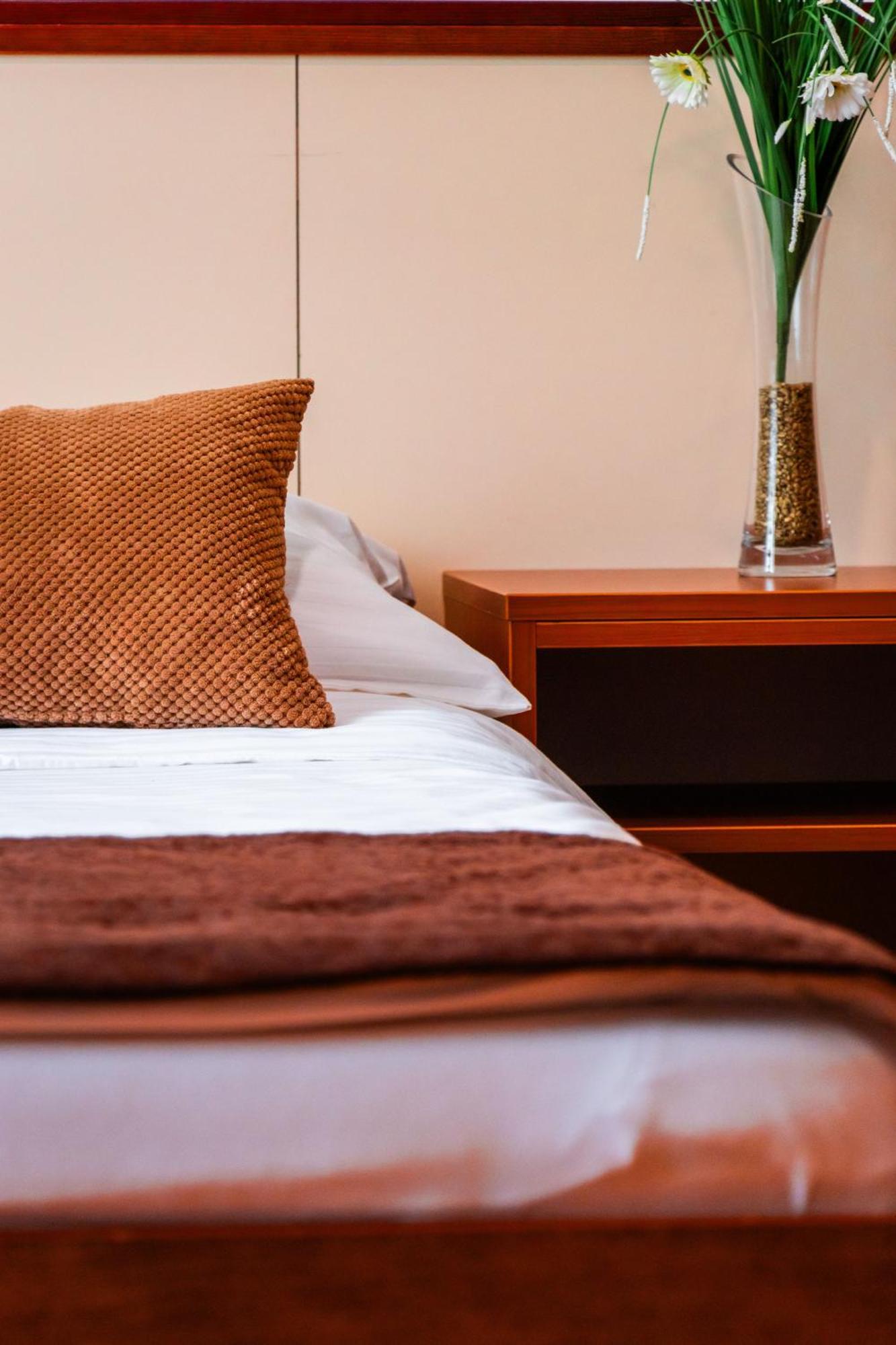 Hotel Saraj サラエヴォ エクステリア 写真