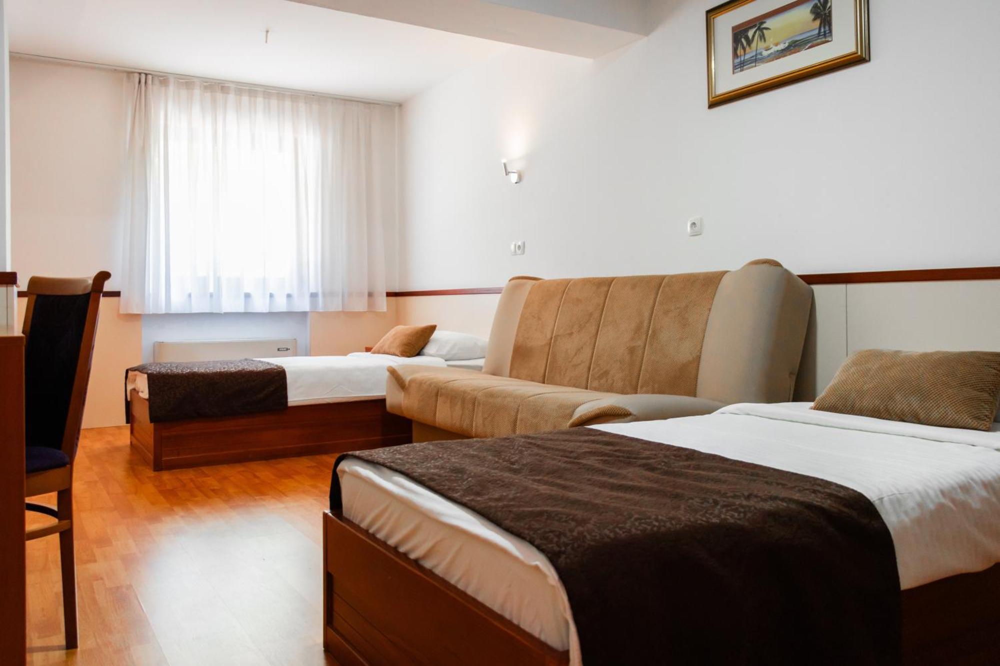 Hotel Saraj サラエヴォ エクステリア 写真