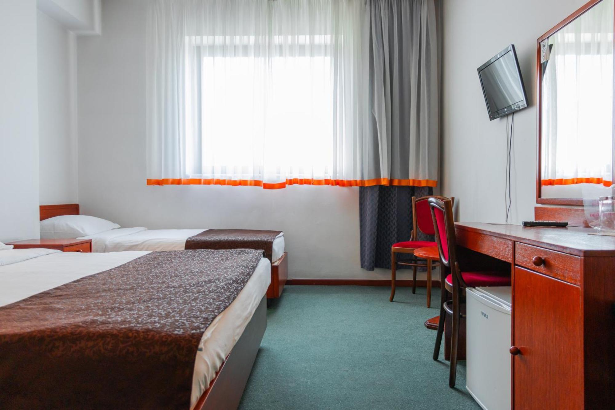 Hotel Saraj サラエヴォ エクステリア 写真
